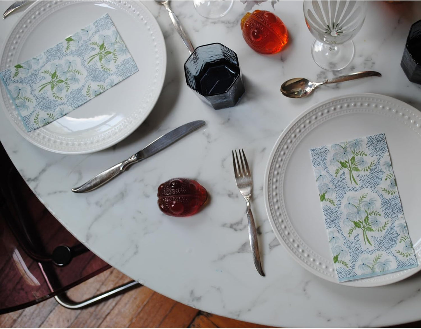 Blue Floral Daisy - Cloth Feel Disposable Napkins