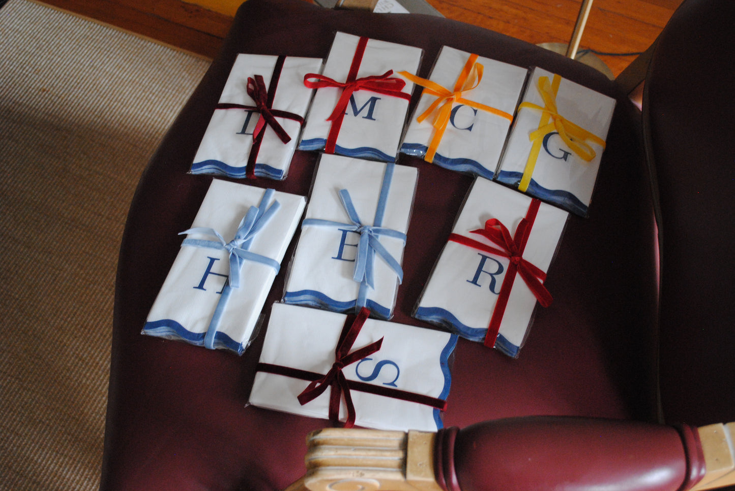 C Initials Letter Monogram Paper Napkins - Blue and White Scalloped