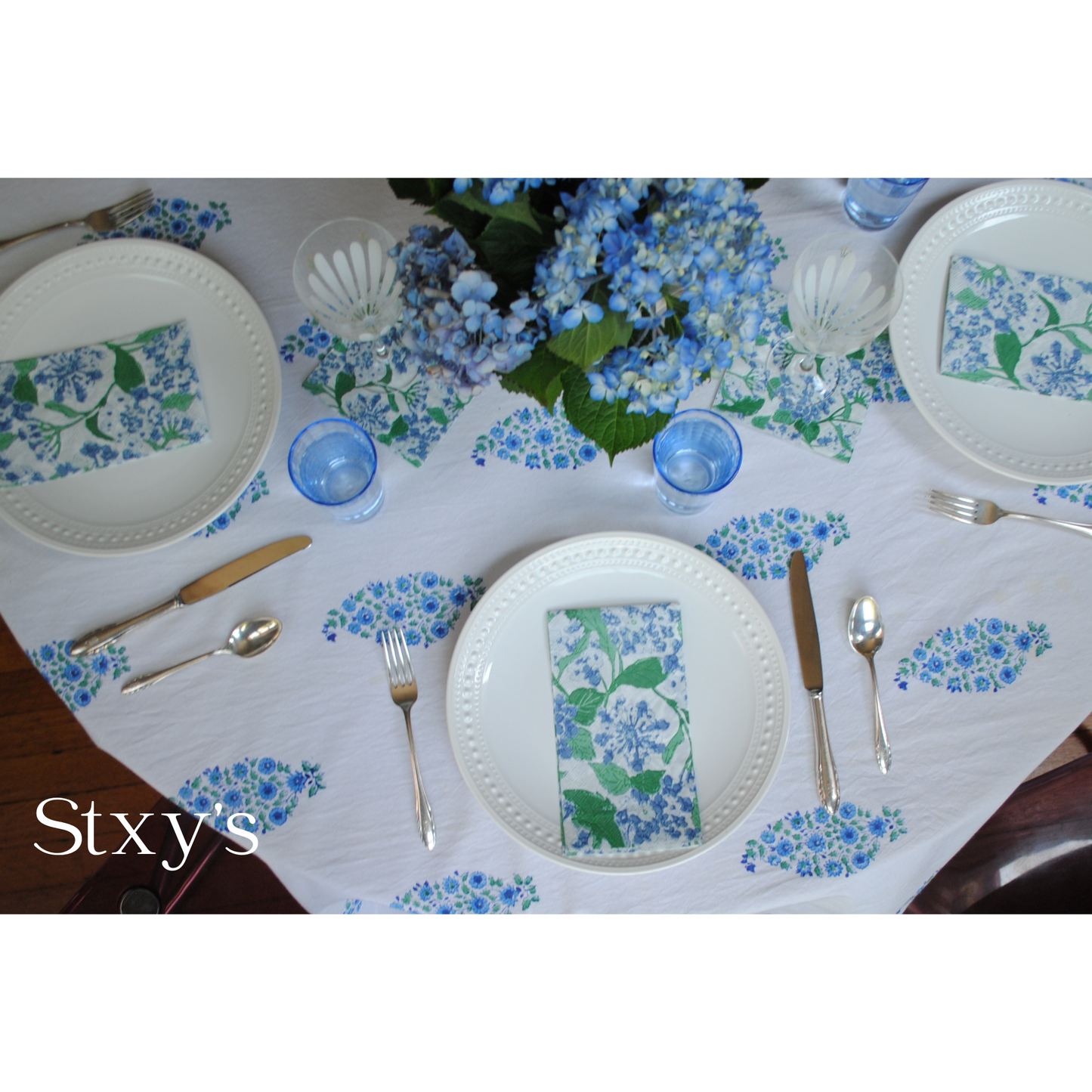 Block Print Blue Hydrangea Cocktail Napkins - case of 5