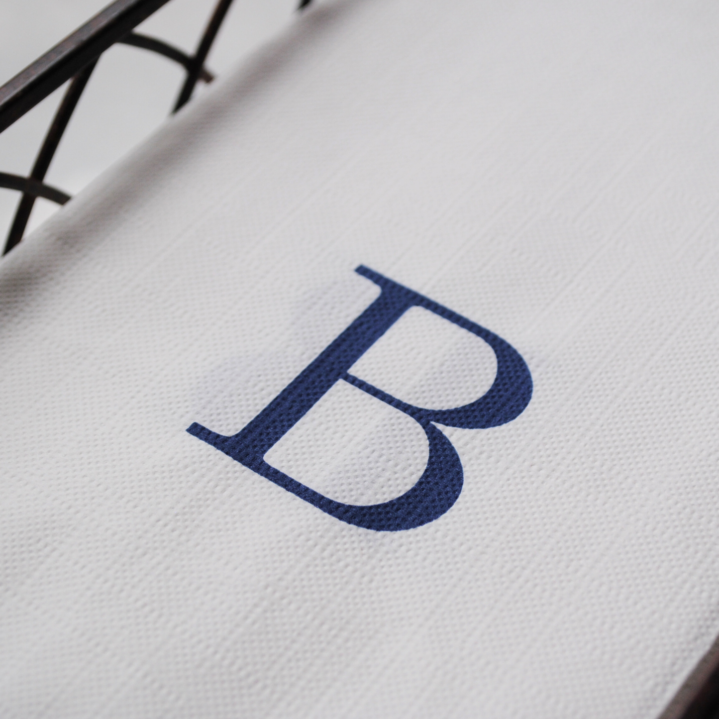 B Initials Letter Monogram Paper Napkins - Blue and White Scalloped